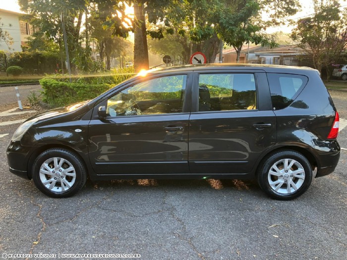 Nissan LIVINA S 1.6 2013/2013